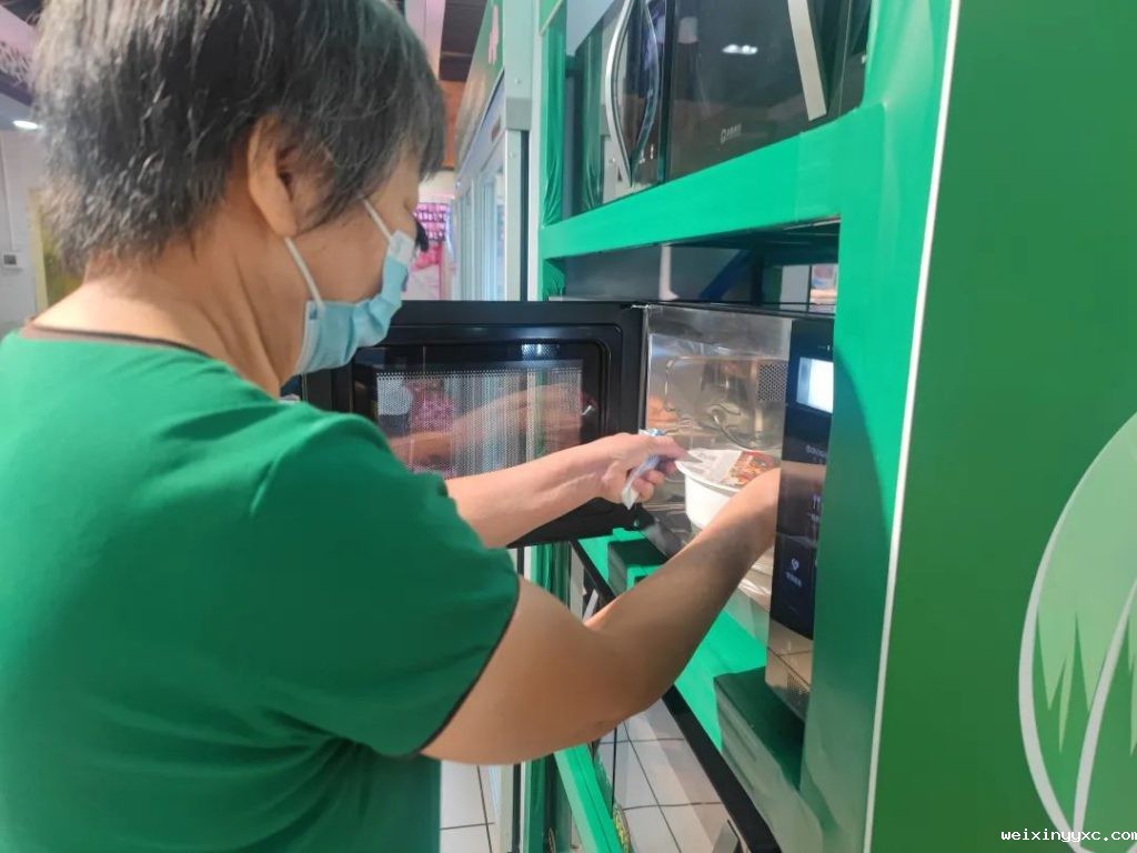 超市也能实现“鲜烹自由”！扬翔新食记正式入驻华隆超市