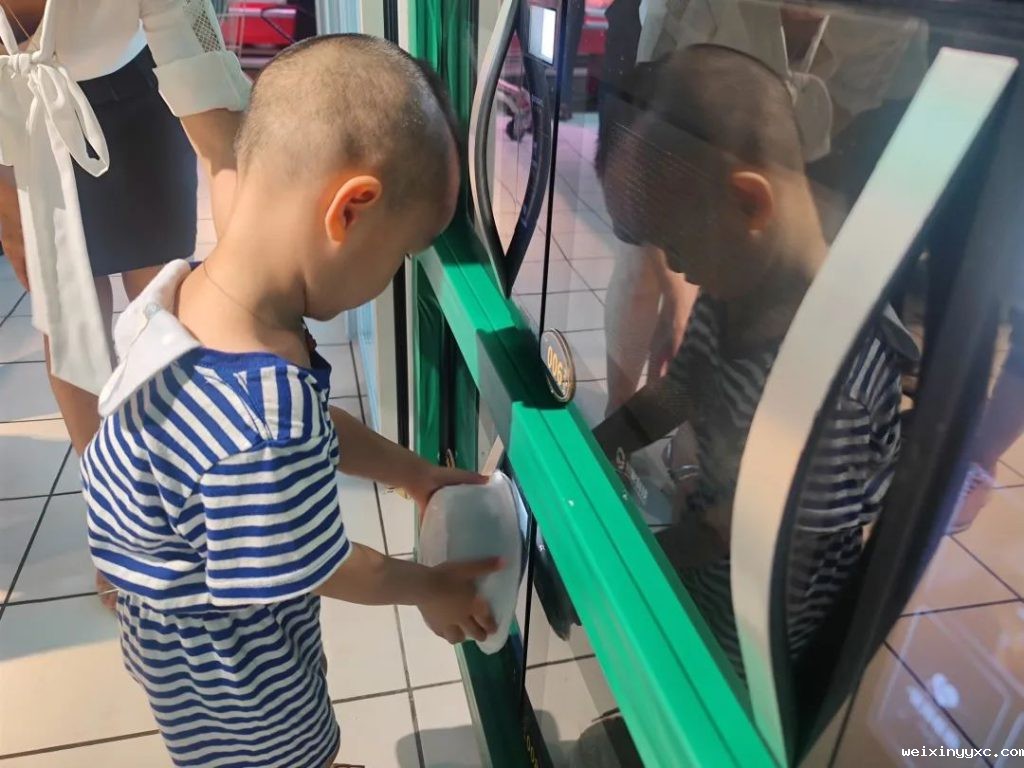 超市也能实现“鲜烹自由”！扬翔新食记正式入驻华隆超市